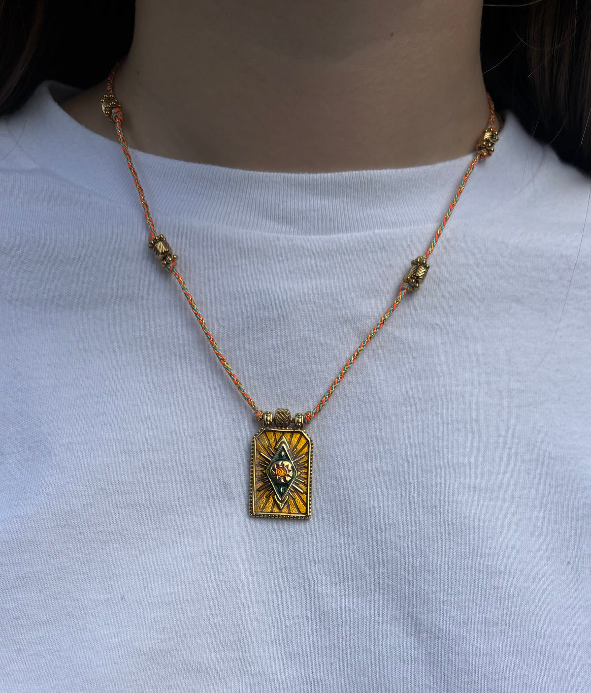 Collier Justine en acier inoxydable orange/doré