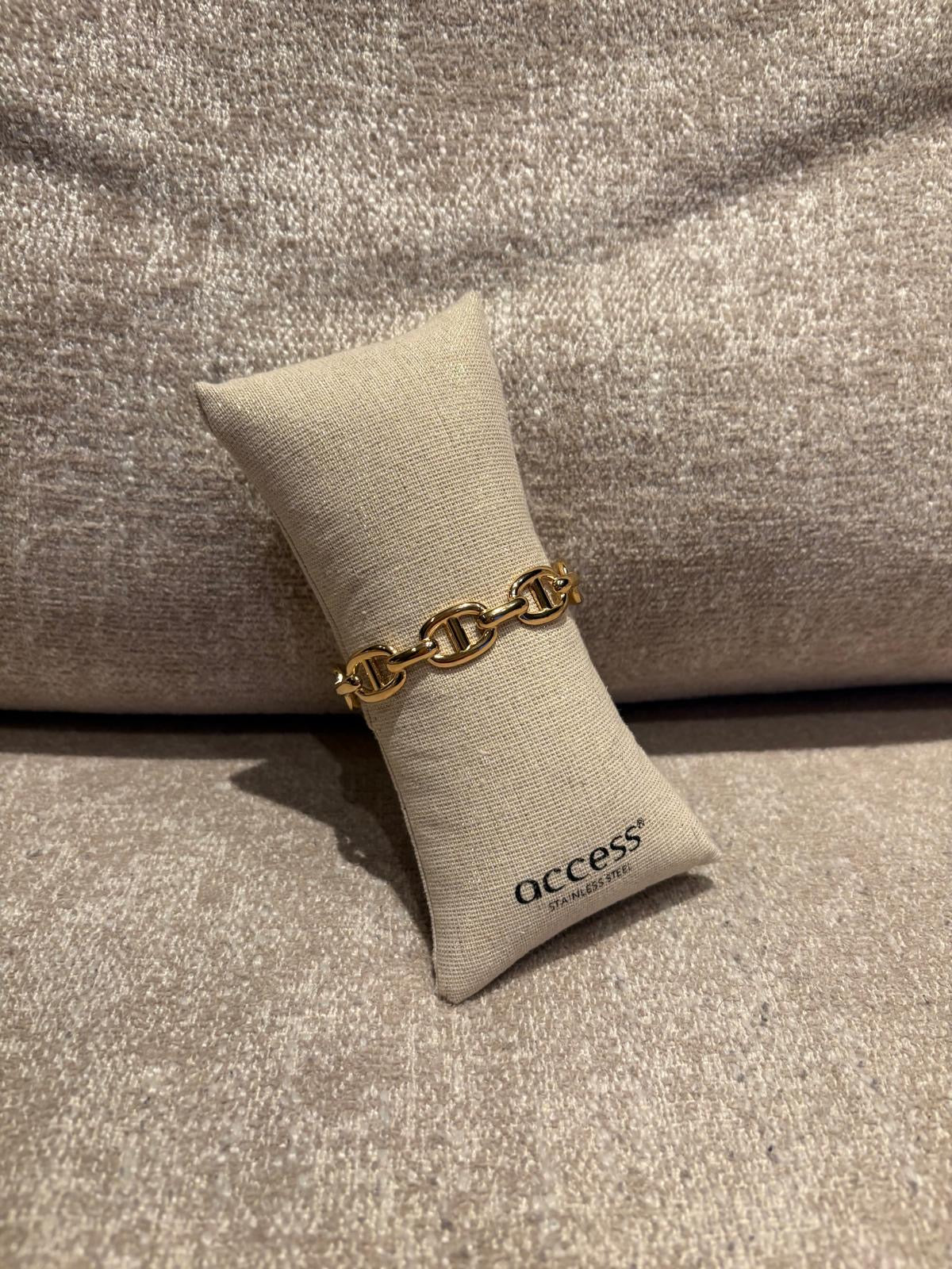 Bracelet jonc Claire en acier inoxydable doré