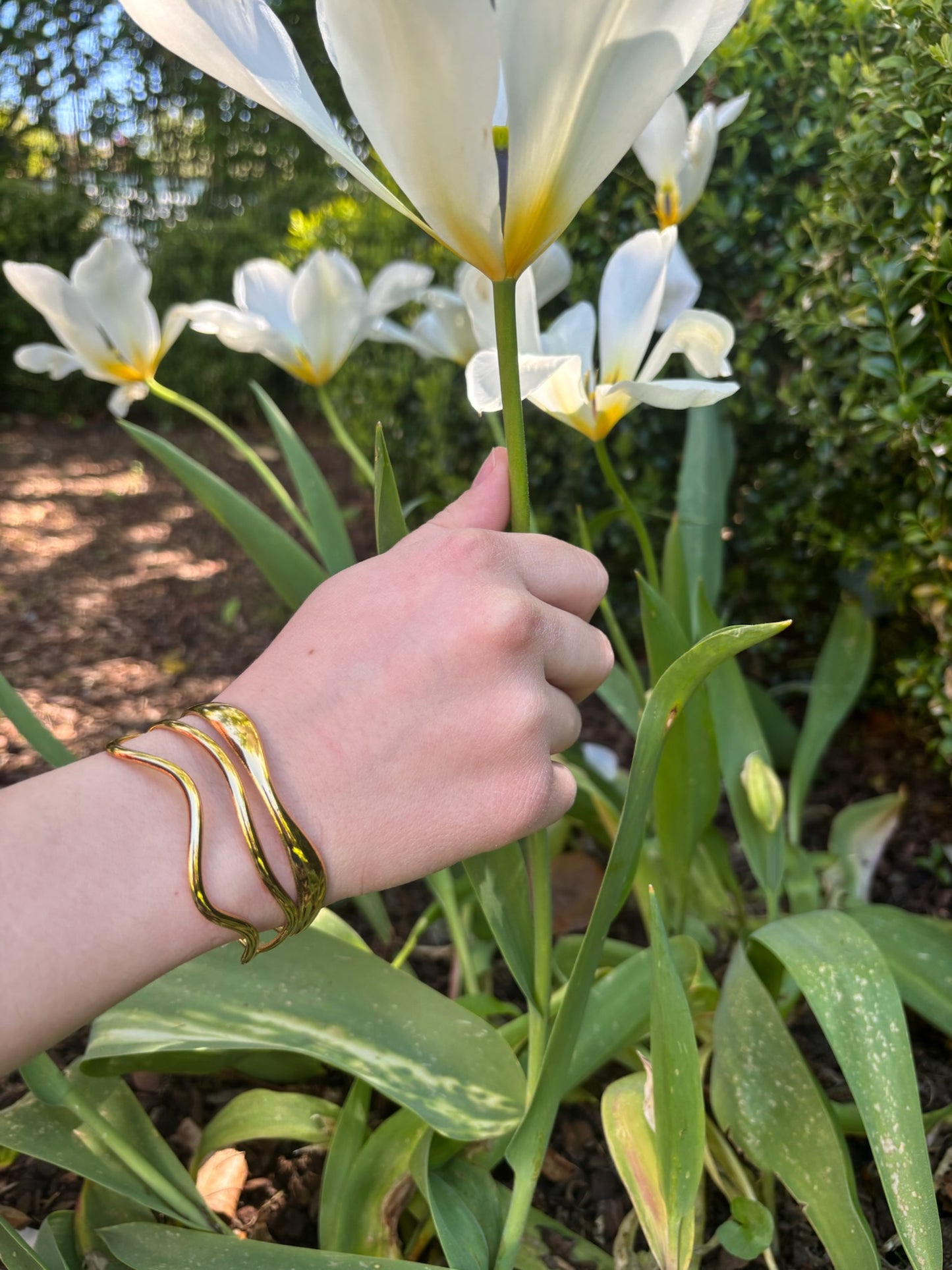 Bracelet jonc Lucie en acier inoxydable doré