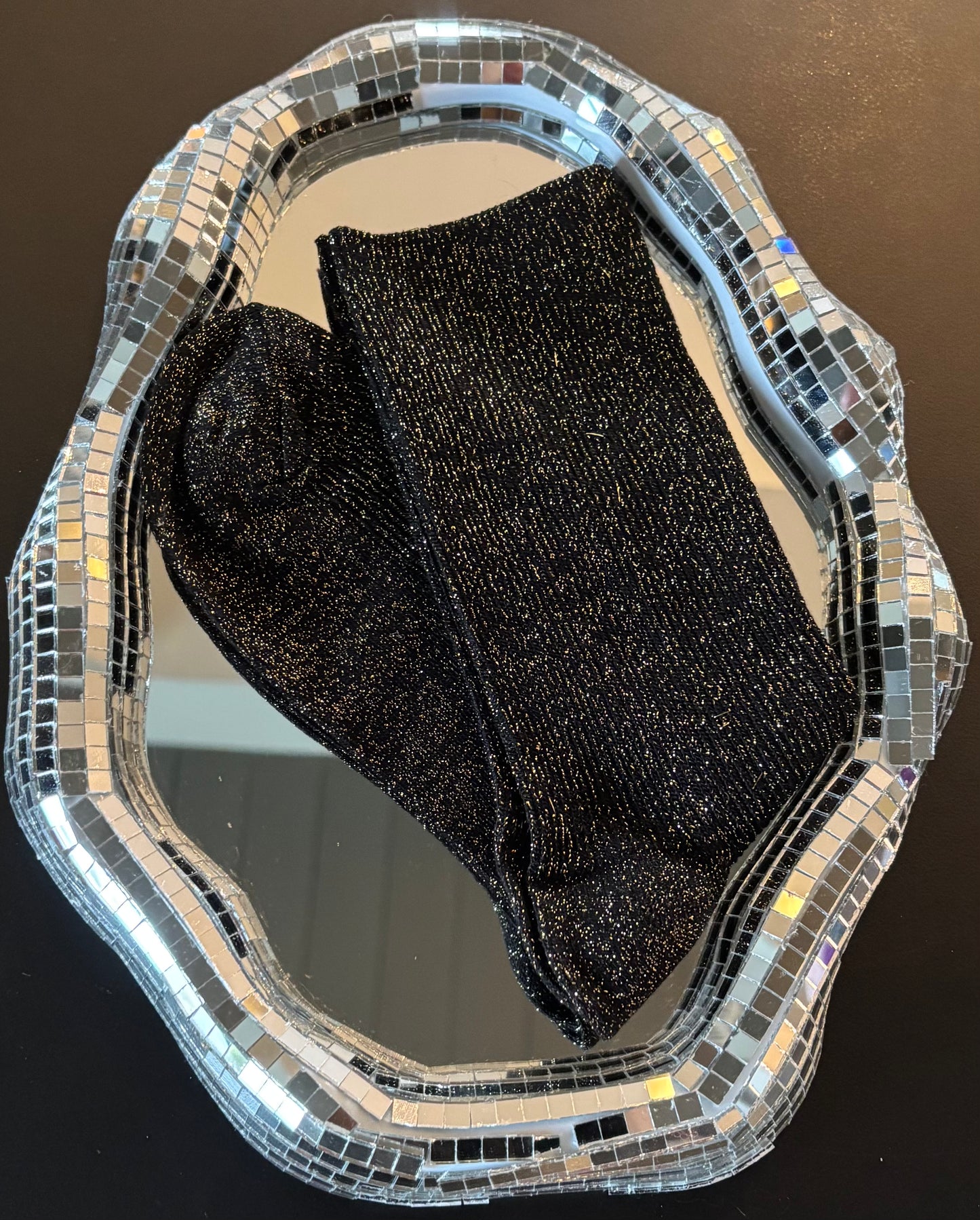 Chaussettes pailletées Héra hautes noires dorées