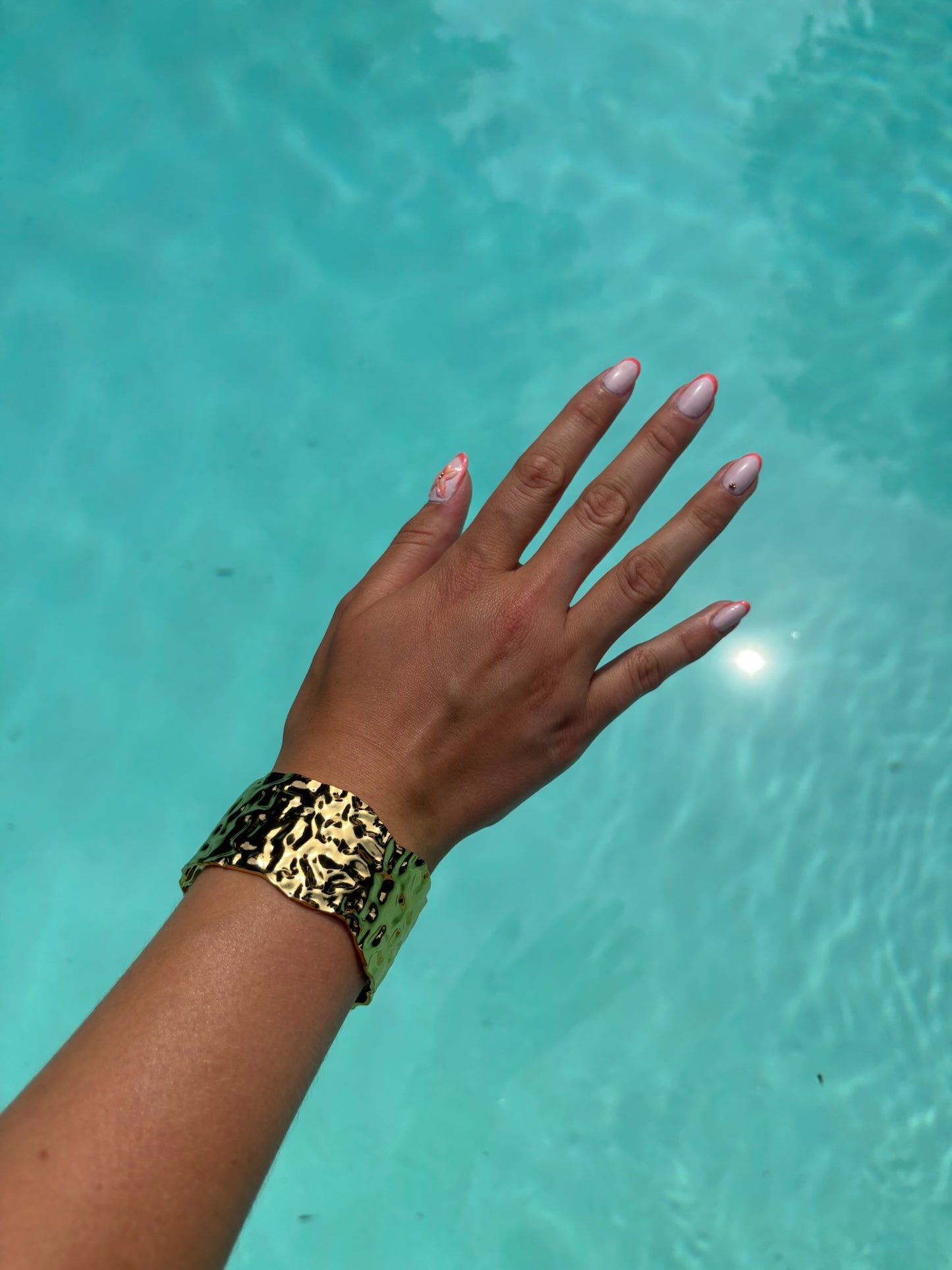 Bracelet jonc Maud en acier inoxydable doré