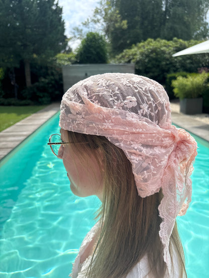 Bandana rose à dentelle