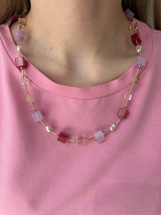 Collier Victoria perles roses et acier inoxydable doré