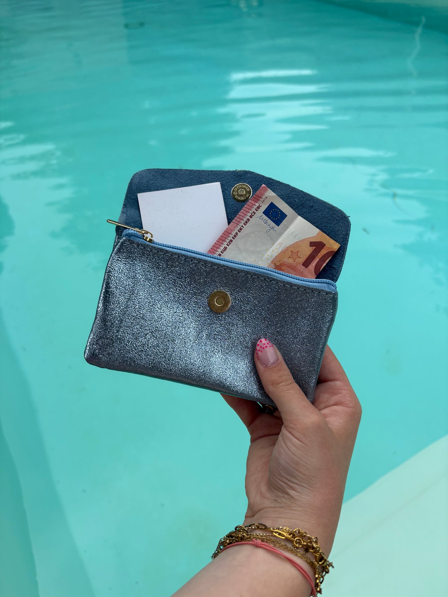 Porte-feuille bleu clair pailleté