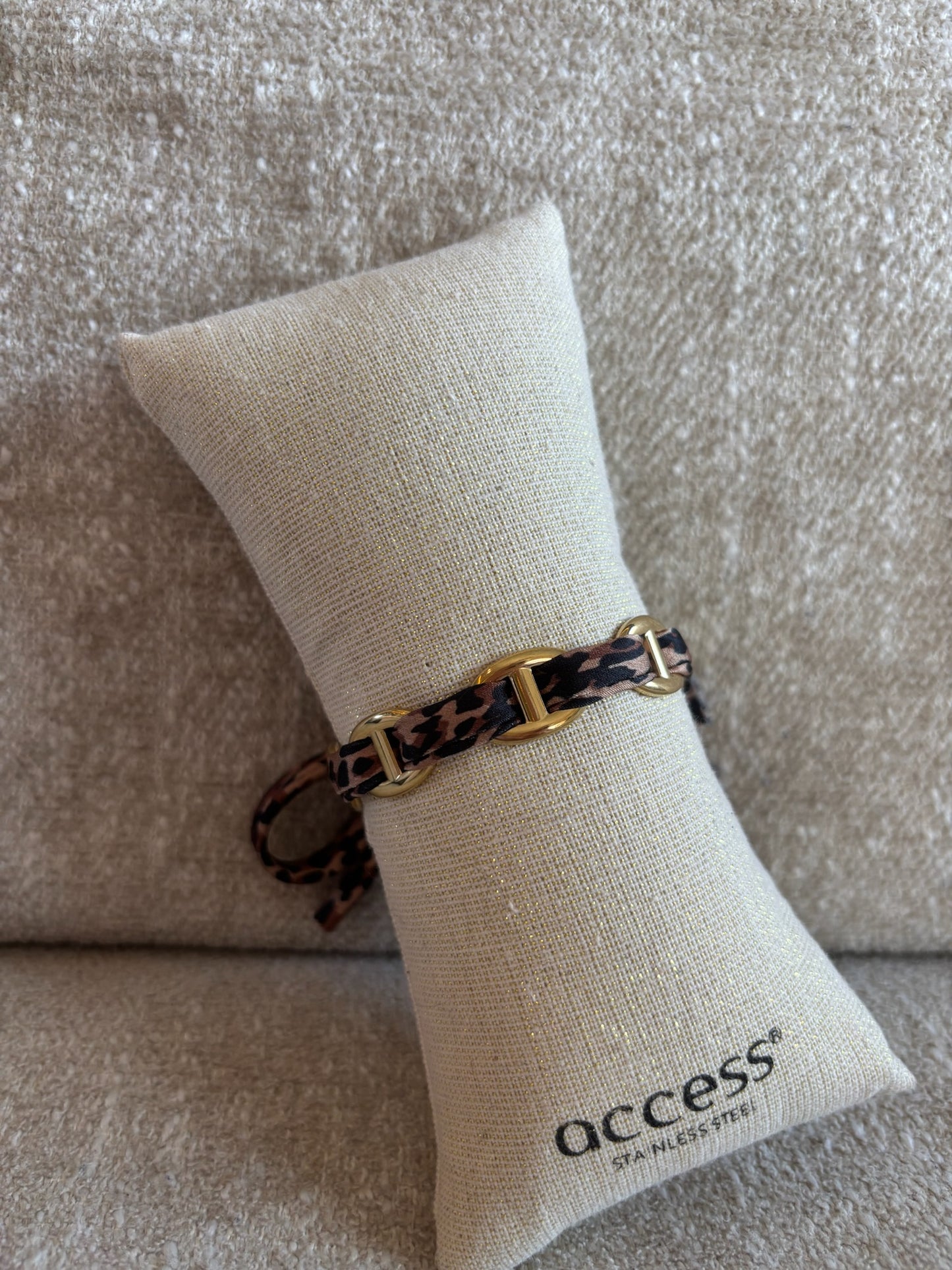 Bracelet jonc Ambre en acier inoxydable léopard/doré