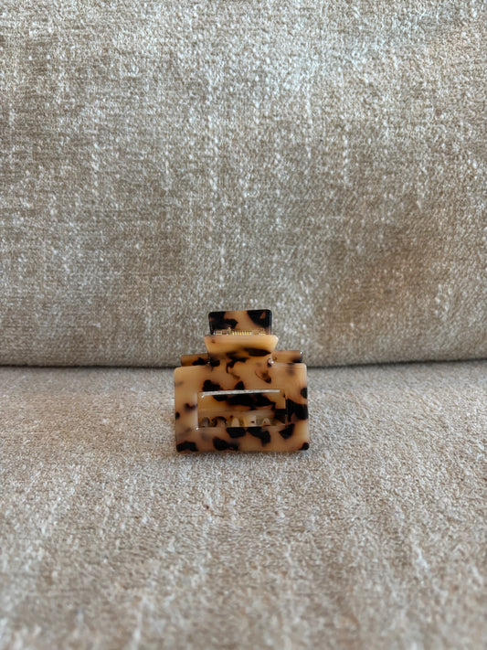 Pince beige tachetée