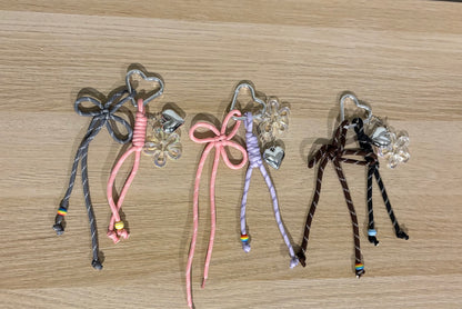 Porte-clés Olivia gris/rose