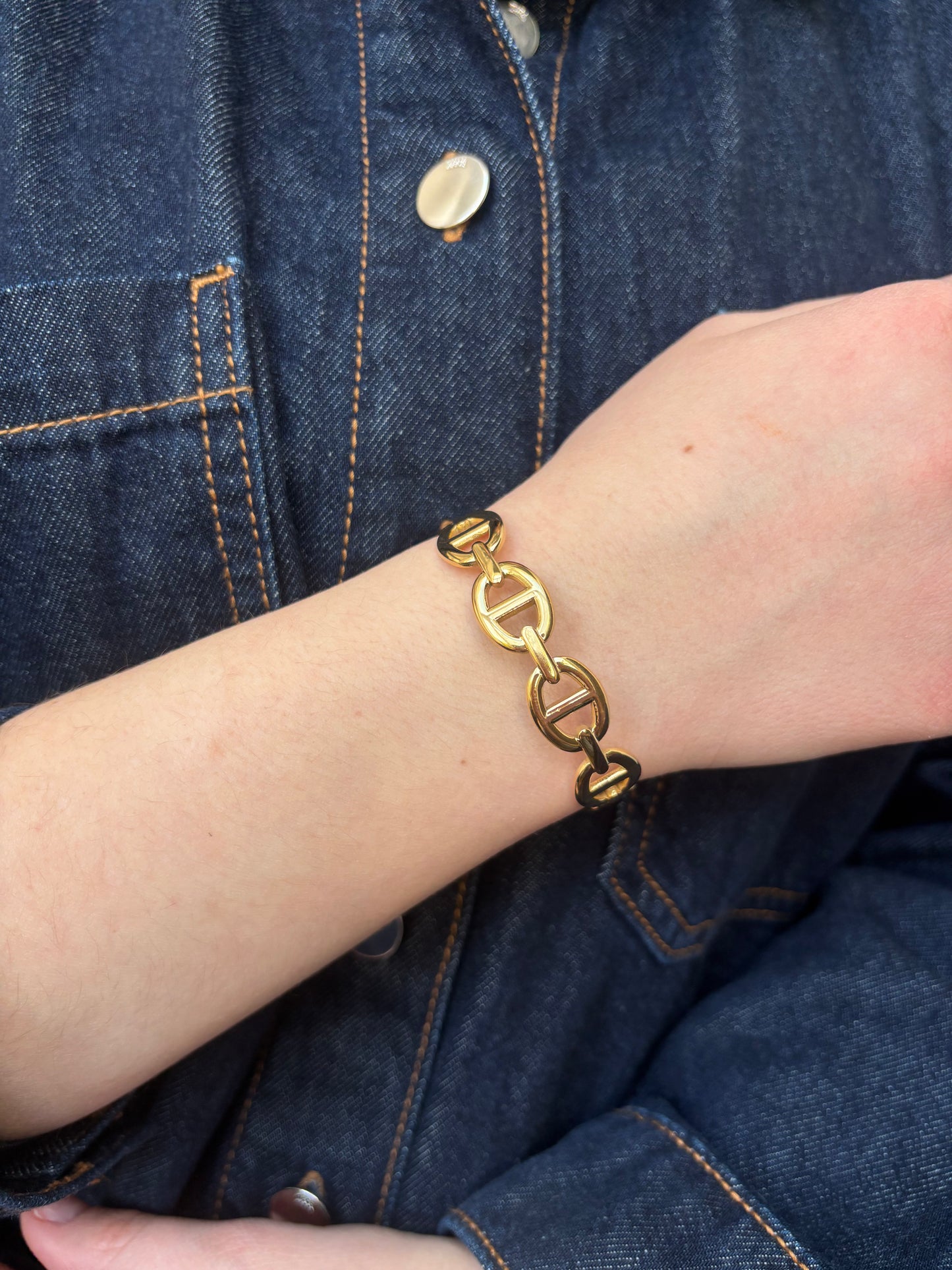 Bracelet jonc Claire en acier inoxydable doré